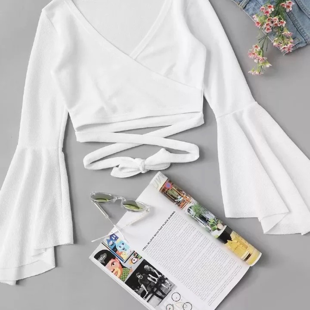 Bell sleeve boho crop tie shirt